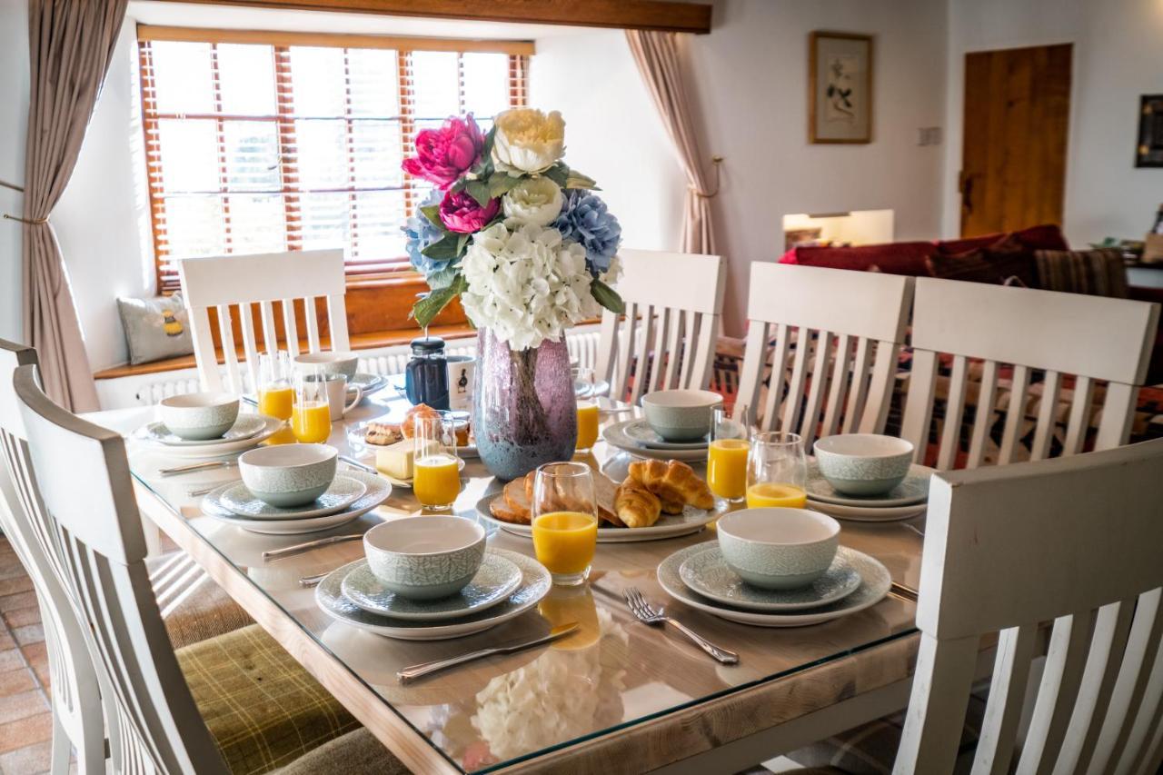 Вилла Beautiful Grade 2 Listed Building - West Wing Боунес-он-Уиндермер Экстерьер фото